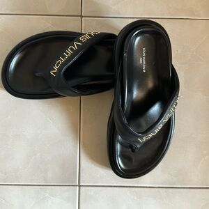 Louis Vuitton Pool Pillow Flat Comfort Thong eu 38 us 7.5